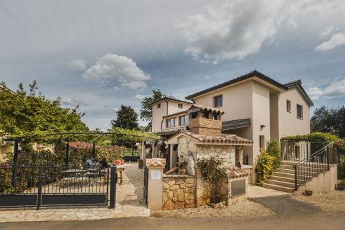 Rooms with a parking space Rosini, Porec - 24364