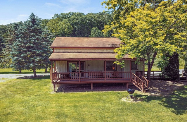Rough Cut Lodge - Birch Cabin