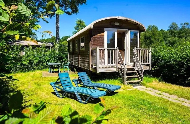 Roulotte - 2 Bedrooms 4 people