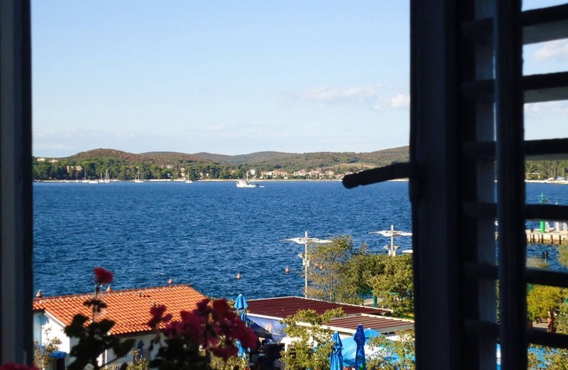 Rovinj Sea View Apartment, top location in historical centre, seafront!