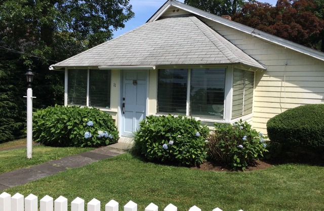 Rowayton Bungalow-Booking Christmas! Or Month-Month 5,900. Inquire!