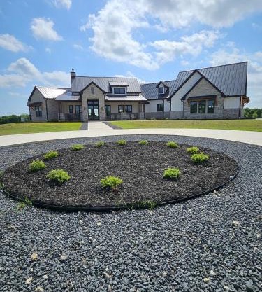 Roxell Ranch-A Country Retreat 12 Guests 6 beds