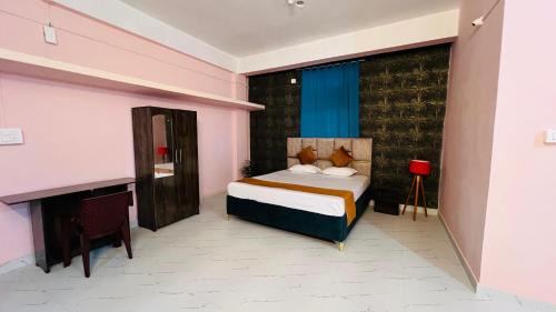 Royal Stay 203