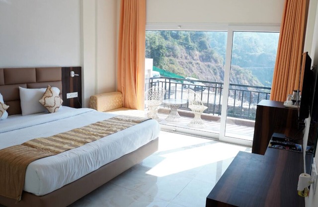 Royal Suites by Park Tree Chakki Mor