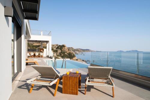 Rozites Luxury Beachfront Villa, By Hellocrete