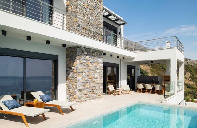 Rozites Luxury Beachfront Villa, By Hellocrete