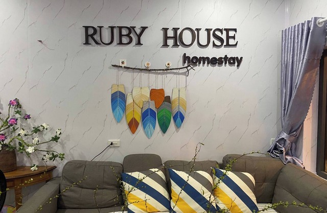 Ruby House, 3 Bedroom Apartment, beachside
