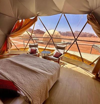 RUM MARTIN LUxURY CAMP