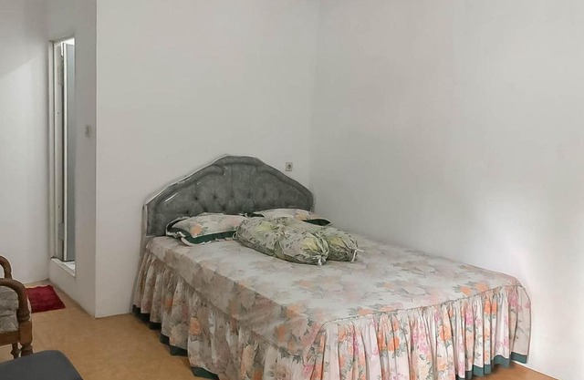 Rumah Panggung Guest House Syariah Mitra RedDoorz