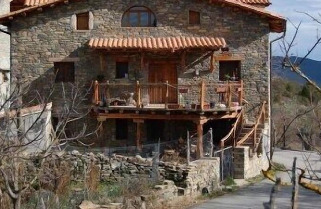 Rural apartment Borda Falceto for 2 people