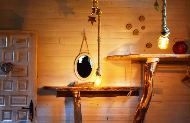 Rural room with whirlpool bath (for 2 people)