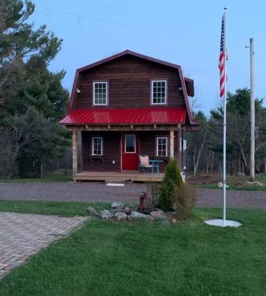 Rustic 2B Cabin w/Sauna on Farm, Free WiFi/Parking