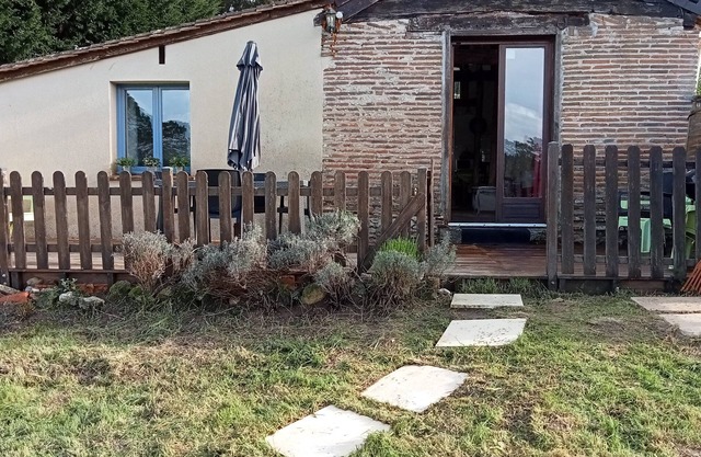 Rustic cottage in the beautiful Dordogne