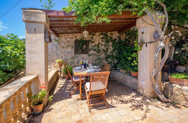 Rustic&Traditional House between Palma and the sea