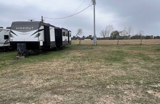 RV Spot #4 @ The Halles