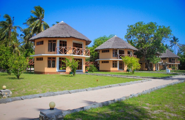 SAADANI PARK HOTEL - SAADANI NATIONAL PARK