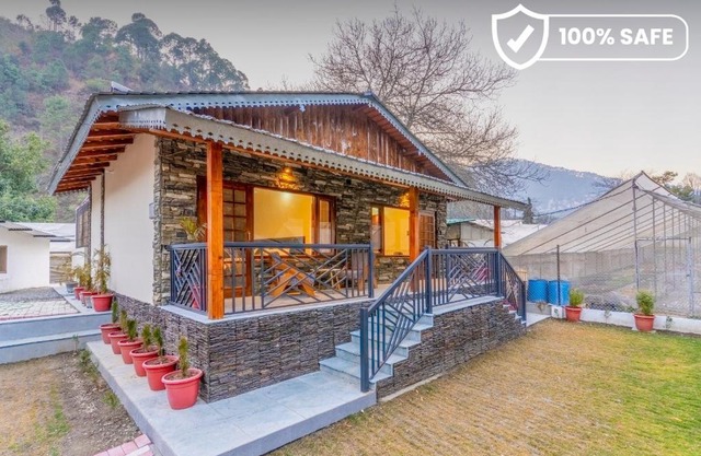 SaffronStays Kurmavana, Bhimtal - luxury cottage with pool and lawn - All clear roads