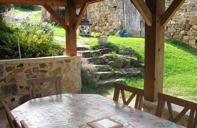 Saint Amand De Belves: country holiday home - 3 rooms - 5/6 persons