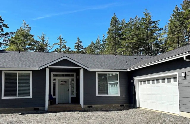 Salty Dunes Home On 5 Acres WIth Dune Access n