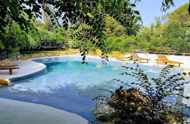 Salvacintoggio Villa Les Lauriers 4 People Private Pool