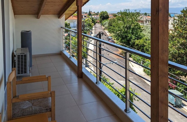 Samaras Apartments - Sea View Attic