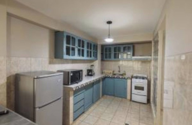 San Pedro Apartments - 3 Bedroom Deluxe Apartment 3