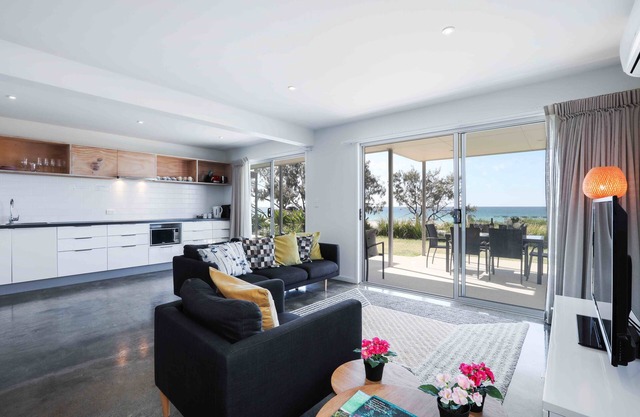 Sandbox Luxury Beach Front Apartments