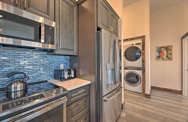 Sanderling Sea Cottages, Unit 7 w/Beach Access!