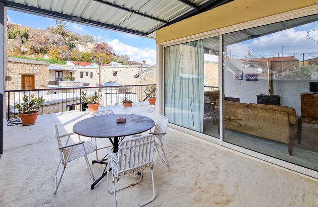 Sanders Village - Precious 1-bdr Apt w- Terrace