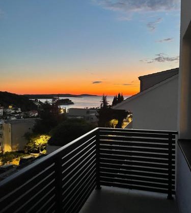 Sandi Hvar Apartments