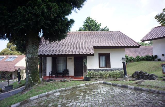 Sangga Buana Villa