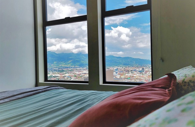 SanJoseIto, Luxury in the City