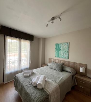 Santa Coloma Apartamentos