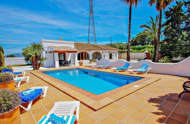 SAONA VILLAS (TS SENDI): villa for 8 people, private swimming pool, wifi