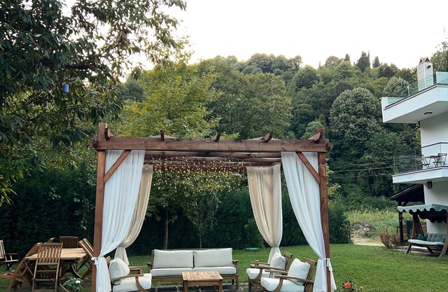 Sapanca Villa Frapan is a twin villa
