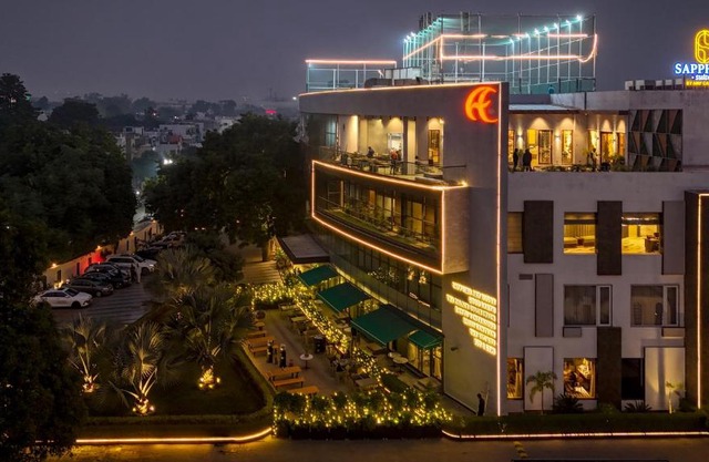Sapphire Suites By Arif Castles