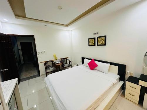 Sapphire Urban Suite - City Heart - Near Walking Street & Egg Coffee