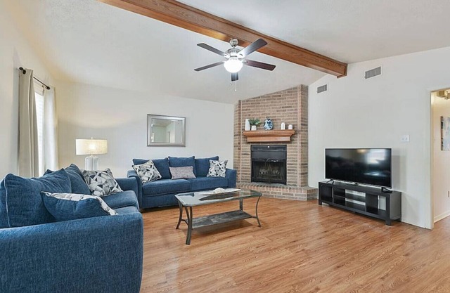 Sassy Shack ~ Aggieland Vacation Rentals
