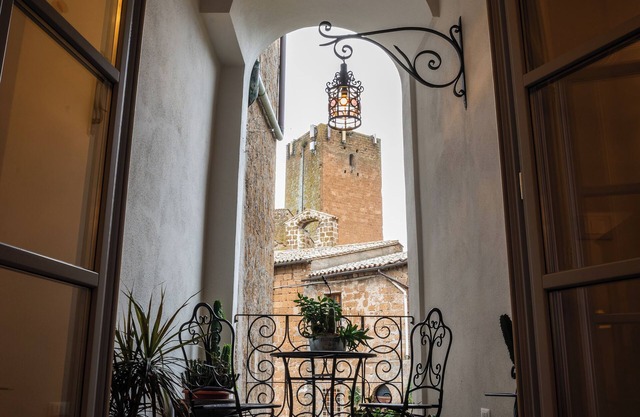 Scappo in Umbria, Residenza Monaldeschi