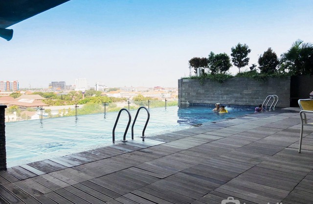 Scenic Modern Studio Room At Tamansari Papilio Apartment