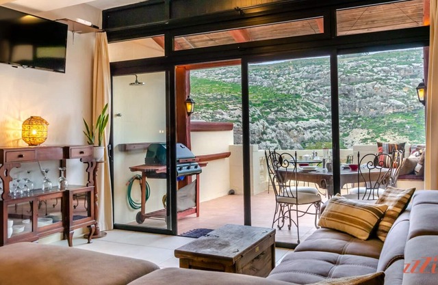 Sea and Cliff Views in a Modern Apt w/ Terrace