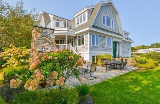 Sea Breeze by Bayley Vacation Rentals