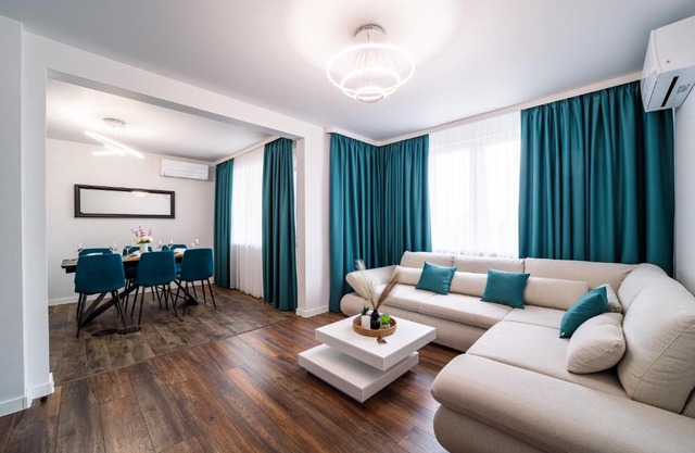 Sea Garden Heaven 2BR Apartment with Free Parking