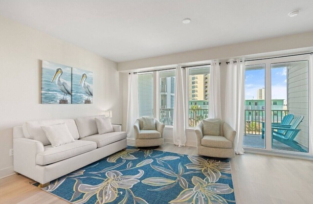Sea Glass 209 | Beachside Upgraded Amenities | Zero Entry Pool & Splash Pad | My Beach Getaways