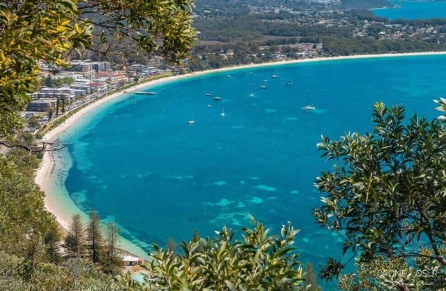 Sea La Vie One - Salamander Bay