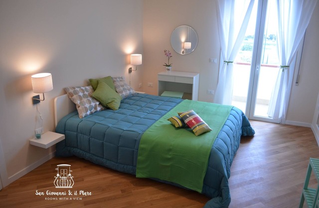 Sea View Apartment in the Center of Marsala- Sea View- free WIFI- FreeParking