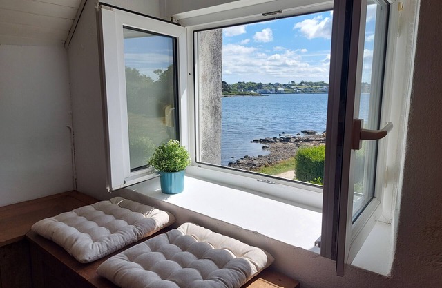 Sea view - House with garden for 2