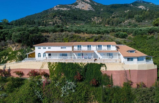 Sea View one bed property, Vassilikos