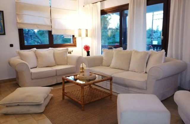 SEAGULL Spacious Villa