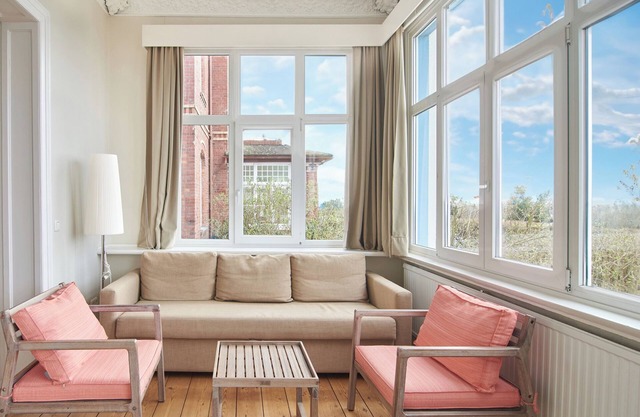 "Seahorse" apartment - sea view, balcony & cozy feel-good ambience